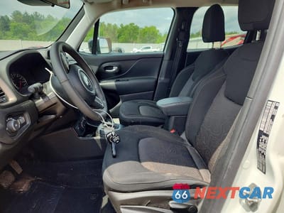 Zdjęcie 7 z 13 samochodu: 2023 JEEP RENEGADE LATITUDE VIN:ZACNJDB10PPP39080 - miniatura