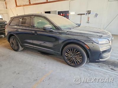 Czwarte zdjęcie samochodu z boku: 2024 LINCOLN CORSAIR VIN:5LMCJ1DAXRUL11405 - miniatura