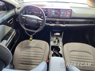Zdjęcie 8 z 12 samochodu: 2025 KIA K4 EX VIN:3KPFU4DE1SE200245 - miniatura