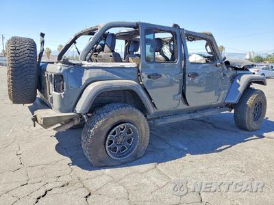 Trzecie zdjęcie samochodu z tyłu: 2018 JEEP WRANGLER UNLIMITED SAHARA VIN:1C4HJXEG1JW231700 - miniatura