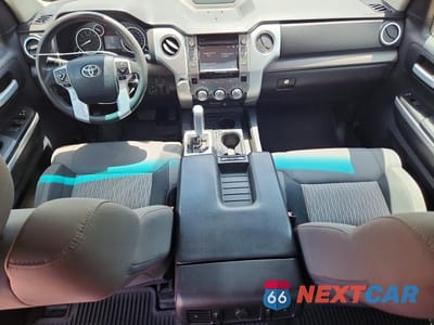 Zdjęcie 8 z 12 samochodu: 2016 TOYOTA TUNDRA CREWMAX SR5 VIN:5TFEY5F11GX199234 - miniatura