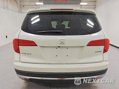 Zdjęcie 6 z 13 samochodu: 2017 HONDA PILOT TOURING VIN:5FNYF5H93HB021312 - miniatura
