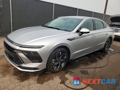2025 HYUNDAI SONATA SEL KMHL64JA0SA452162 - główne zdjęcie licytacji z USA - miniatura