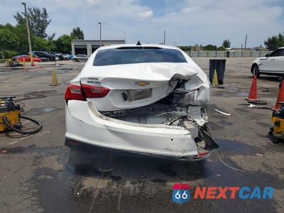 Zdjęcie 6 z 12 samochodu: 2019 CHEVROLET MALIBU LS VIN:1G1ZC5ST8KF112492 - miniatura