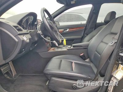 Zdjęcie 7 z 13 samochodu: 2011 MERCEDES-BENZ C 350 VIN:WDDGF5GB6BF655626 - miniatura