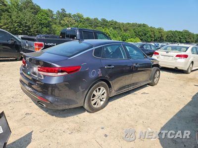 Trzecie zdjęcie samochodu z tyłu: 2017 KIA OPTIMA LX VIN:5XXGT4L39HG170533 - miniatura