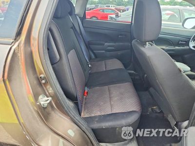 Zdjęcie 10 z 12 samochodu: 2019 MITSUBISHI OUTLANDER SPORT ES VIN:JA4AP3AUXKU023150 - miniatura