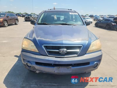 Piąte zdjęcie samochodu w środku: 2006 KIA SORENTO LX VIN:KNDJD733165613537 - miniatura