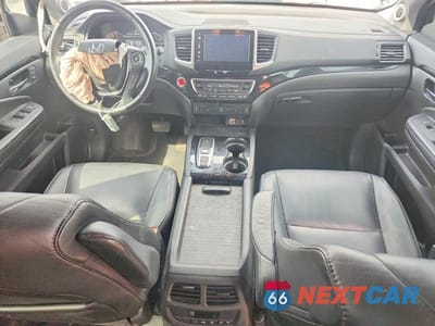 Zdjęcie 8 z 13 samochodu: 2016 HONDA PILOT TOURING VIN:5FNYF5H92GB048306 - miniatura