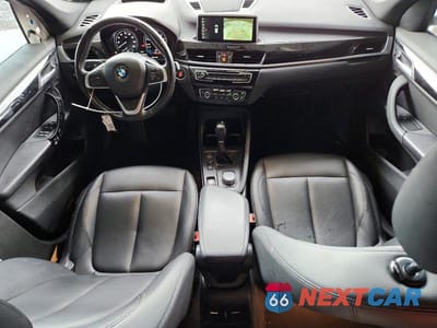 Zdjęcie 8 z 12 samochodu: 2019 BMW X1 SDRIVE28I VIN:WBXHU7C5XK5L11662 - miniatura
