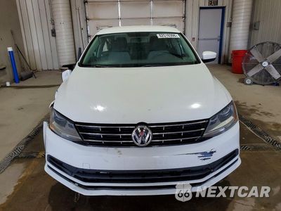 Piąte zdjęcie samochodu w środku: 2018 VOLKSWAGEN JETTA S VIN:3VW2B7AJ4JM252378 - miniatura
