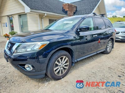2016 NISSAN PATHFINDER SV 5N1AR2MM5GC614761 - główne zdjęcie licytacji z USA - miniatura