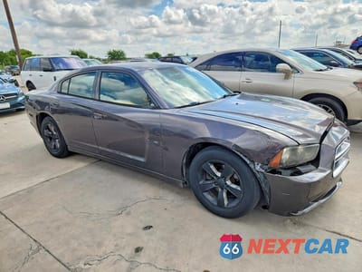 Czwarte zdjęcie samochodu z boku: 2014 DODGE CHARGER SE VIN:2C3CDXBG2EH299941 - miniatura