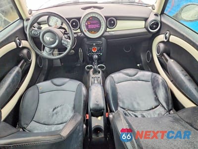 Zdjęcie 8 z 12 samochodu: 2013 MINI COOPER S VIN:WMWSV3C55DT389741 - miniatura