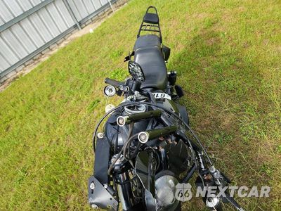 Piąte zdjęcie samochodu w środku: 2017 HARLEY-DAVIDSON FXDLS VIN:1HD1GS814HC324148 - miniatura