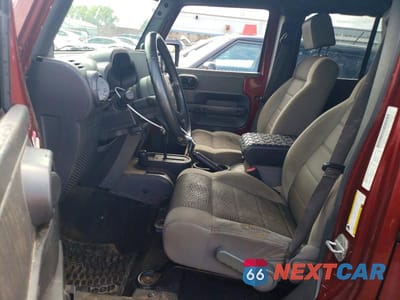 Zdjęcie 7 z 12 samochodu: 2007 JEEP WRANGLER X VIN:1J4GA391X7L151908 - miniatura