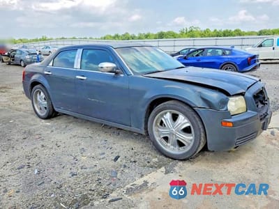 Czwarte zdjęcie samochodu z boku: 2007 CHRYSLER 300 VIN:2C3KA43R97H701797 - miniatura