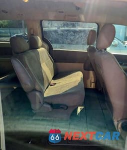 Zdjęcie 11 z 13 samochodu: 2008 CHRYSLER TOWN & COUNTRY LX VIN:2A8HR44HX8R743386 - miniatura