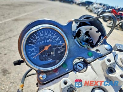 Zdjęcie 7 z 9 samochodu: 2006 SUZUKI GS500 FK VIN:VTTGM51A362100675 - miniatura