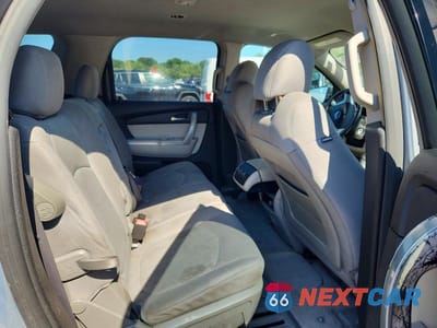 Zdjęcie 11 z 14 samochodu: 2008 GMC ACADIA SLE VIN:1GKER13708J152106 - miniatura