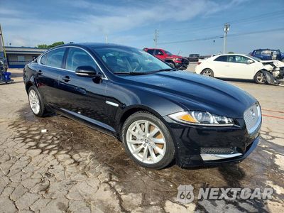 Czwarte zdjęcie samochodu z boku: 2012 JAGUAR XF VIN:SAJWA0FB4CLS42102 - miniatura