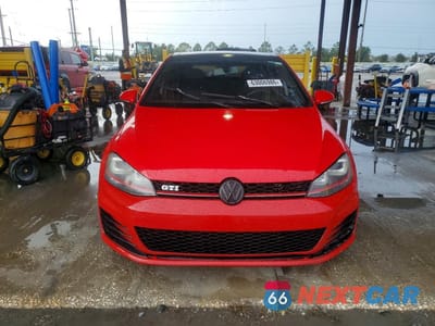 Piąte zdjęcie samochodu w środku: 2015 VOLKSWAGEN GTI VIN:3VW4T7AU1FM014110 - miniatura