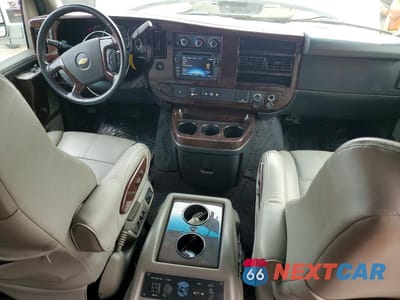 Zdjęcie 8 z 13 samochodu: 2018 CHEVROLET EXPRESS G2 VIN:1GCWGBFGXJ1162655 - miniatura