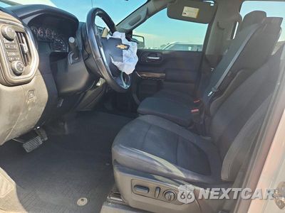 Zdjęcie 7 z 12 samochodu: 2019 CHEVROLET SILVERADO K1500 LT VIN:1GCUYDED2KZ136089 - miniatura