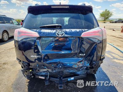 Zdjęcie 6 z 14 samochodu: 2017 TOYOTA RAV4 XLE VIN:JTMWFREV0HD102338 - miniatura