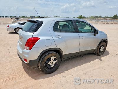 Trzecie zdjęcie samochodu z tyłu: 2018 CHEVROLET TRAX LS VIN:3GNCJKSB5JL191186 - miniatura
