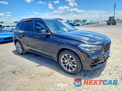 Czwarte zdjęcie samochodu z boku: 2019 BMW X5 XDRIVE40I VIN:5UXCR6C59KLL26554 - miniatura