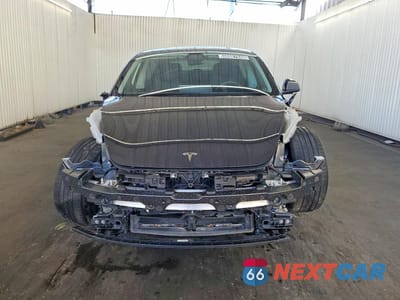 Piąte zdjęcie samochodu w środku: 2025 TESLA MODEL 3 VIN:5YJ3E1EB2SF899947 - miniatura