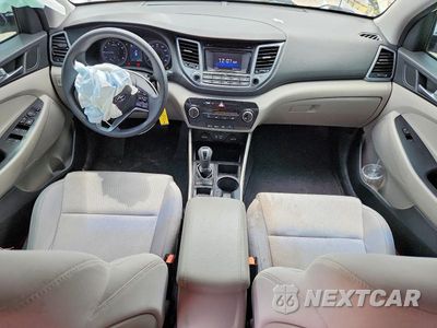 Zdjęcie 8 z 12 samochodu: 2017 HYUNDAI TUCSON SE VIN:KM8J33A44HU273215 - miniatura