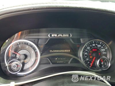 Zdjęcie 9 z 12 samochodu: 2021 RAM 3500 LARAMIE VIN:3C63RRJL5MG551758 - miniatura