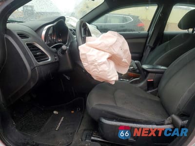 Zdjęcie 7 z 13 samochodu: 2013 DODGE AVENGER SE VIN:1C3CDZAB4DN642983 - miniatura