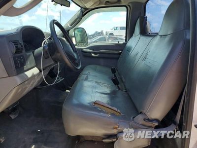 Zdjęcie 10 z 12 samochodu: 2005 FORD F250 SUPER DUTY VIN:1FTNF20595EC19514 - miniatura