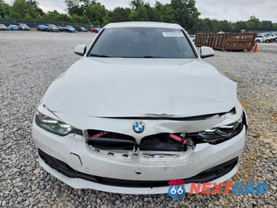 Piąte zdjęcie samochodu w środku: 2016 BMW 320 I VIN:WBA8E1G51GNT33541 - miniatura