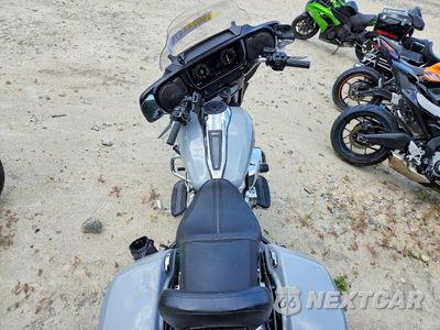 Zdjęcie 6 z 8 samochodu: 2024 HARLEY-DAVIDSON FLHX VIN:1HD1KB713RB619619 - miniatura