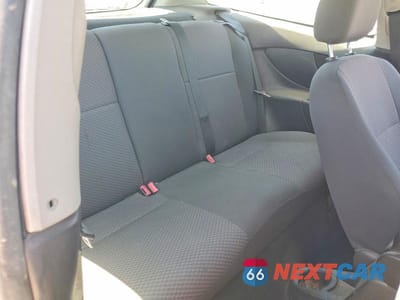 Zdjęcie 10 z 12 samochodu: 2005 FORD FOCUS ZX3 VIN:3FAFP31N55R105096 - miniatura