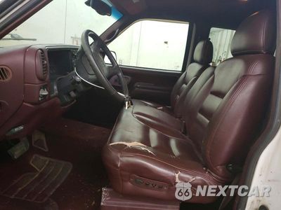 Zdjęcie 7 z 12 samochodu: 1997 CHEVROLET GMT-400 K1500 VIN:1GCEK19S3VE220785 - miniatura