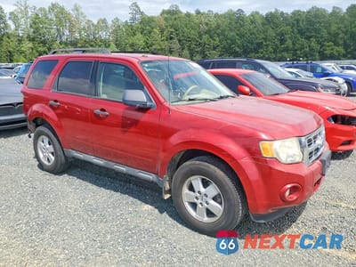 Czwarte zdjęcie samochodu z boku: 2010 FORD ESCAPE XLT VIN:1FMCU0D74AKB11404 - miniatura