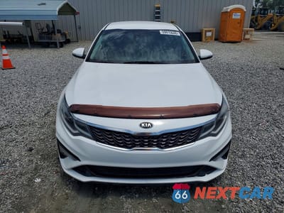 Piąte zdjęcie samochodu w środku: 2019 KIA OPTIMA LX VIN:5XXGT4L36KG342329 - miniatura