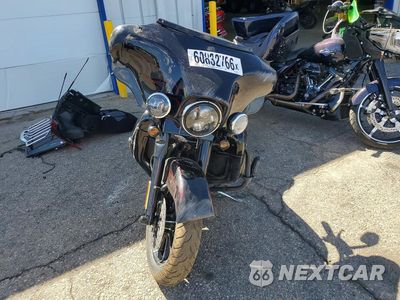 Drugie zdjęcie samochodu z przodu: 2010 HARLEY-DAVIDSON FLHTCUSE5 BLK VIN:1HD1PR821AB957784 - miniatura