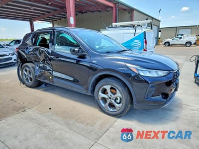 Czwarte zdjęcie samochodu z boku: 2025 FORD ESCAPE ST LINE VIN:1FMCU9MN5SUA86246 - miniatura
