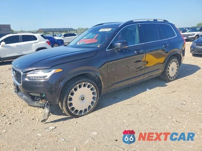 2016 VOLVO XC90 T6 YV4A22PK5G1083458 - główne zdjęcie licytacji z USA - miniatura