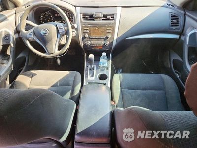 Zdjęcie 8 z 12 samochodu: 2015 NISSAN ALTIMA 2.5 S VIN:1N4AL3AP3FC494540 - miniatura