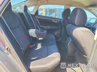 Zdjęcie 10 z 12 samochodu: 2017 NISSAN SENTRA SV VIN:3N1AB7AP3HY360693 - miniatura