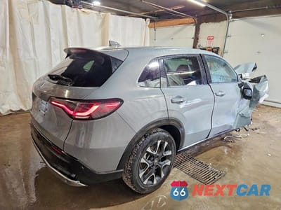 Trzecie zdjęcie samochodu z tyłu: 2026 HONDA HR-V EXL VIN:3CZRZ2H74TM774614 - miniatura
