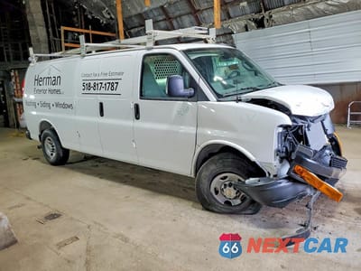 Czwarte zdjęcie samochodu z boku: 2025 CHEVROLET EXPRESS G2500 VIN:1GCWGBFP1S1224784 - miniatura