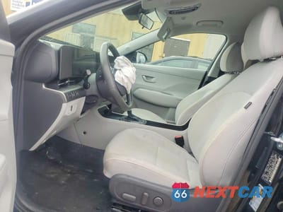 Zdjęcie 7 z 13 samochodu: 2025 HYUNDAI KONA SEL VIN:KM8HB3AB7SU330403 - miniatura